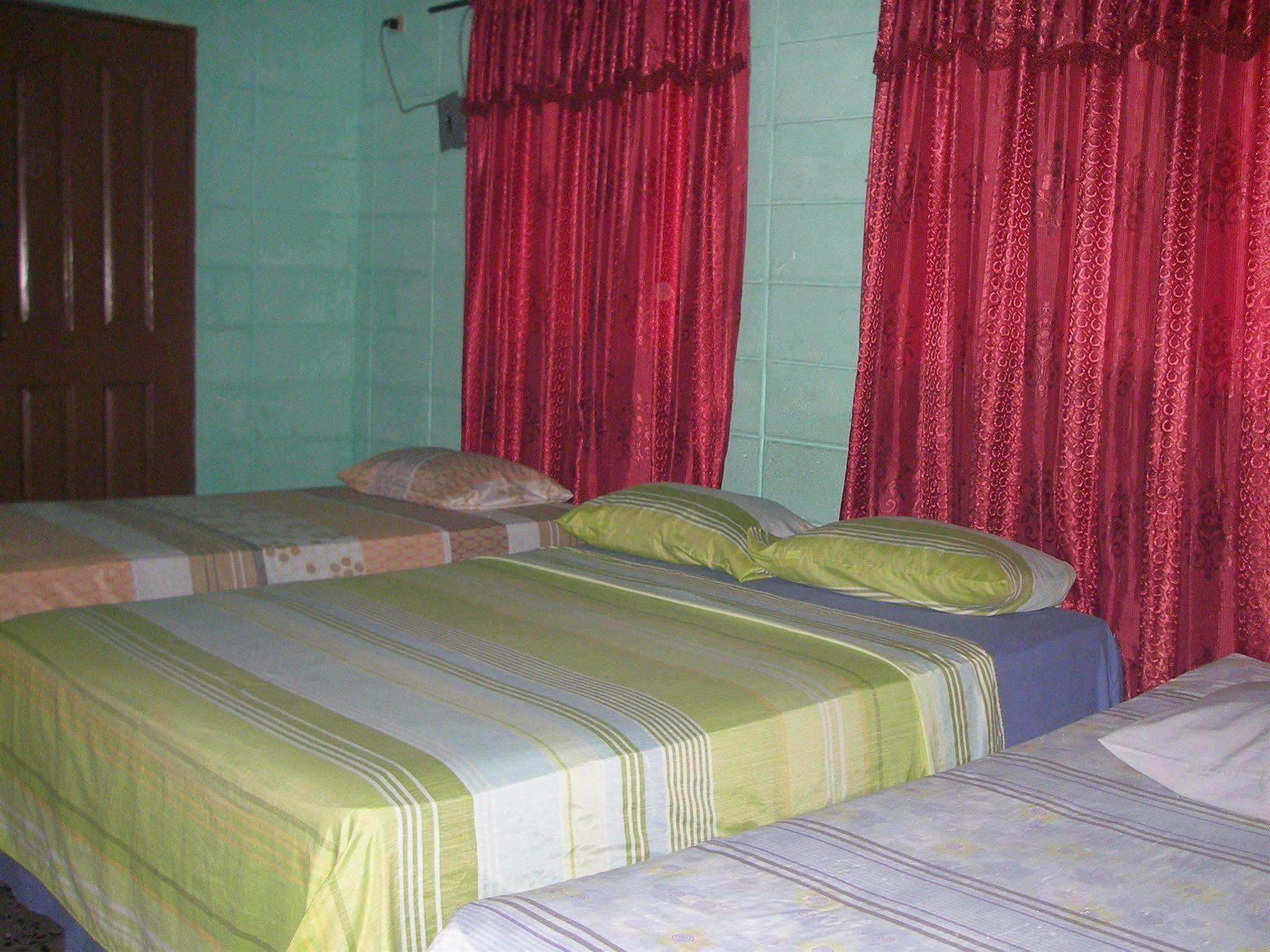 Guesthouse Dos Molinos B&B San Pedro Sula Exteriér fotografie